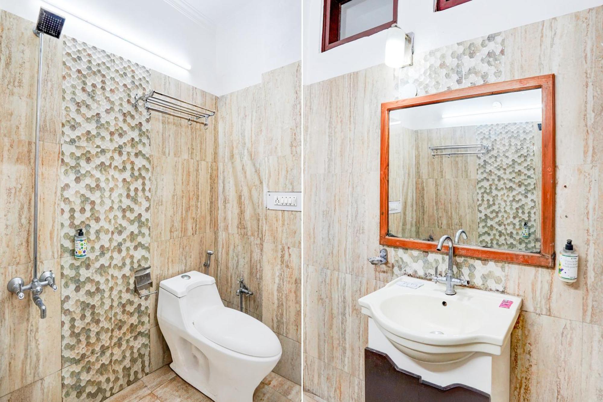 מוסורי Super Townhouse Mall Road Near Library Chowk מראה חיצוני תמונה